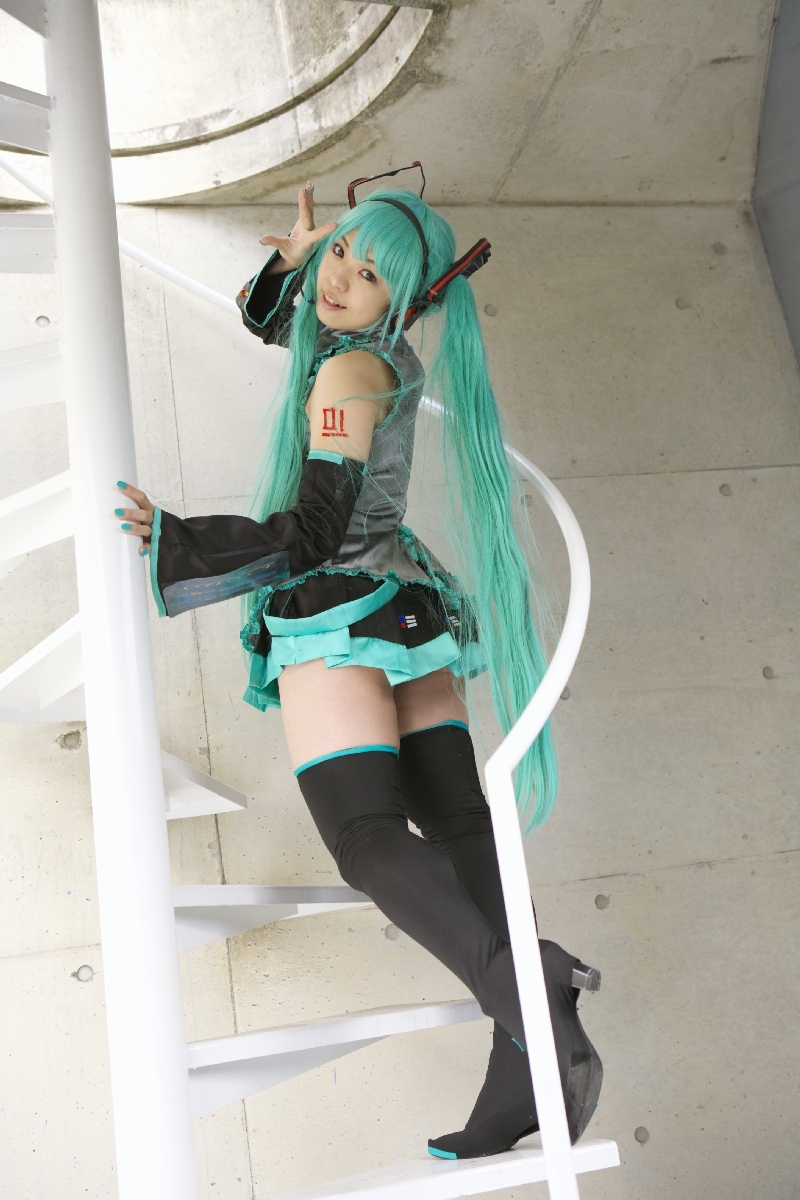 [Cosplay]  Vocaloid - Sexy Hatsune Miku